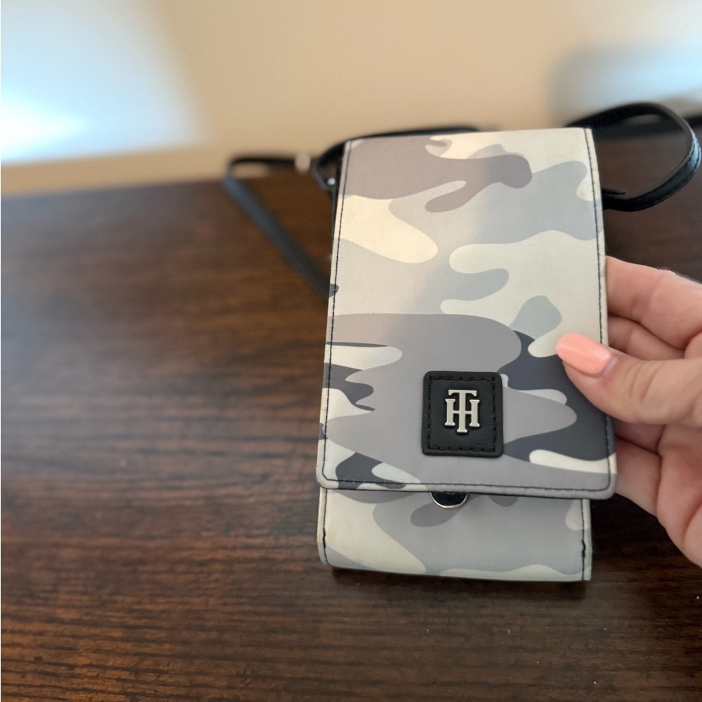 Tommy Hilfiger Gray Camouflage Crossbody Bag